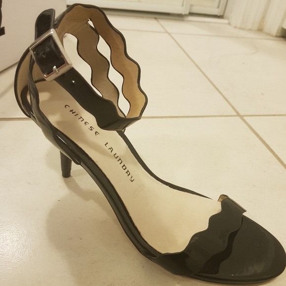 Rubie Scalloped Ankle Strap Sandal - Picture 2 of 5